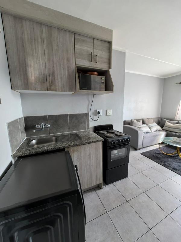 2 Bedroom Property for Sale in Fleurhof Gauteng