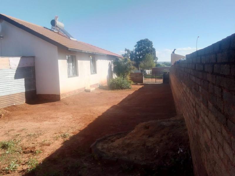 3 Bedroom Property for Sale in Lawley Gauteng