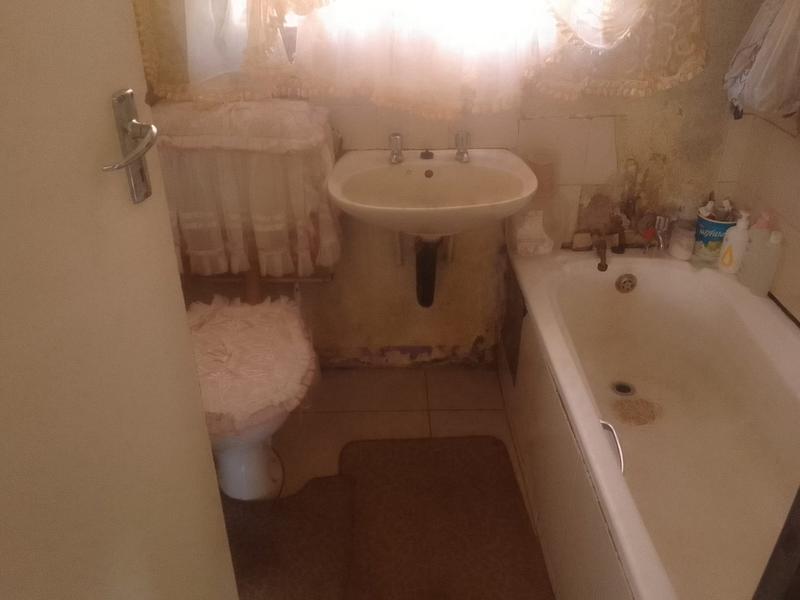 3 Bedroom Property for Sale in Lawley Gauteng