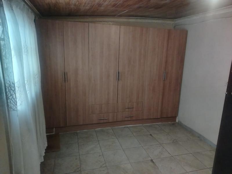 1 Bedroom Property for Sale in Meadowlands Gauteng