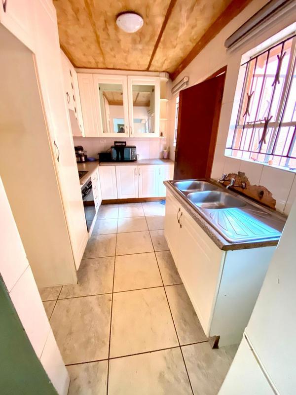 3 Bedroom Property for Sale in Protea South Gauteng