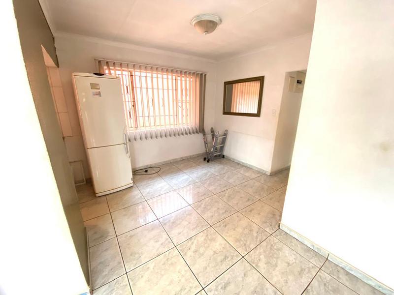 3 Bedroom Property for Sale in Protea South Gauteng