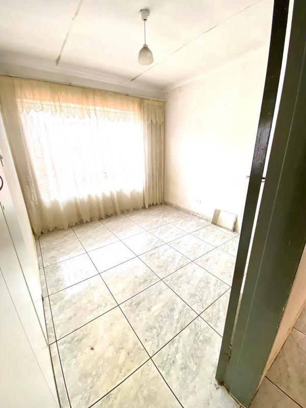 3 Bedroom Property for Sale in Protea South Gauteng