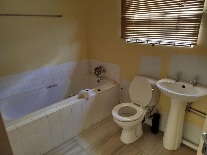 To Let 3 Bedroom Property for Rent in Kya Sands Gauteng