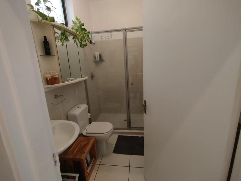 To Let 2 Bedroom Property for Rent in Bryanston Gauteng