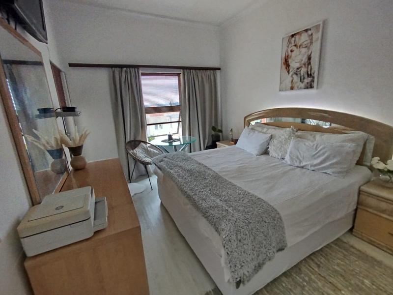 To Let 2 Bedroom Property for Rent in Bryanston Gauteng