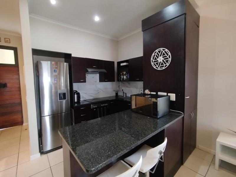 To Let 2 Bedroom Property for Rent in Bryanston Gauteng