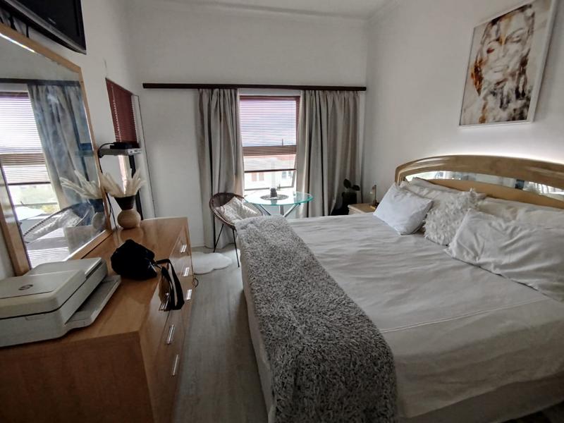 To Let 2 Bedroom Property for Rent in Bryanston Gauteng