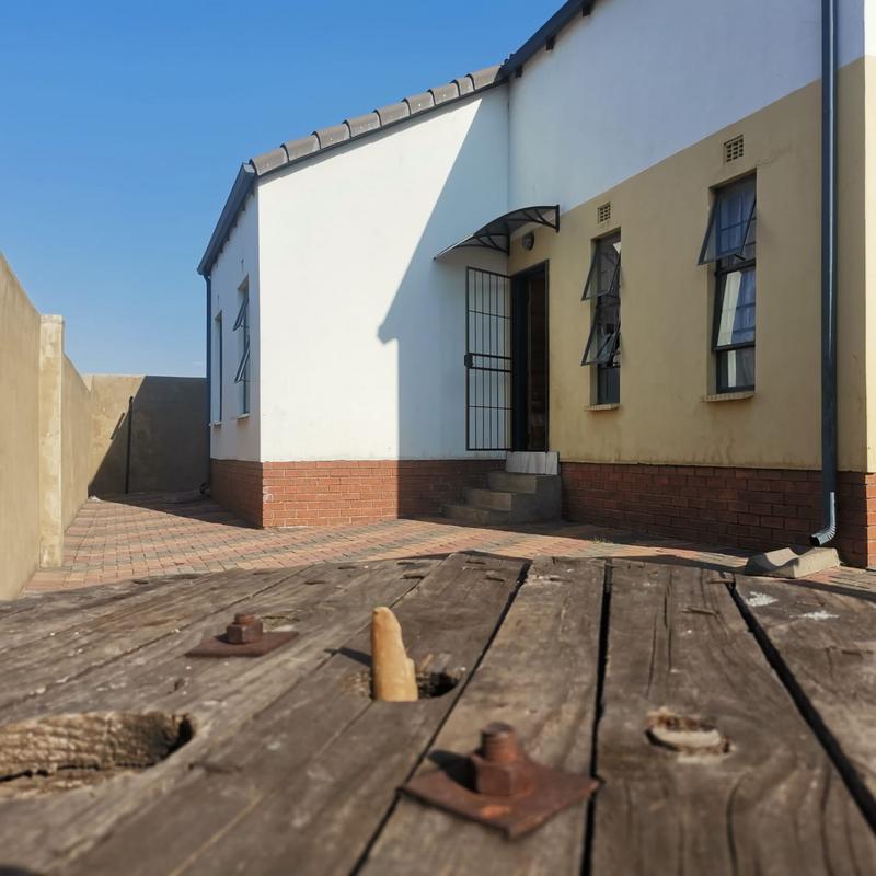 3 Bedroom Property for Sale in Fleurhof Gauteng