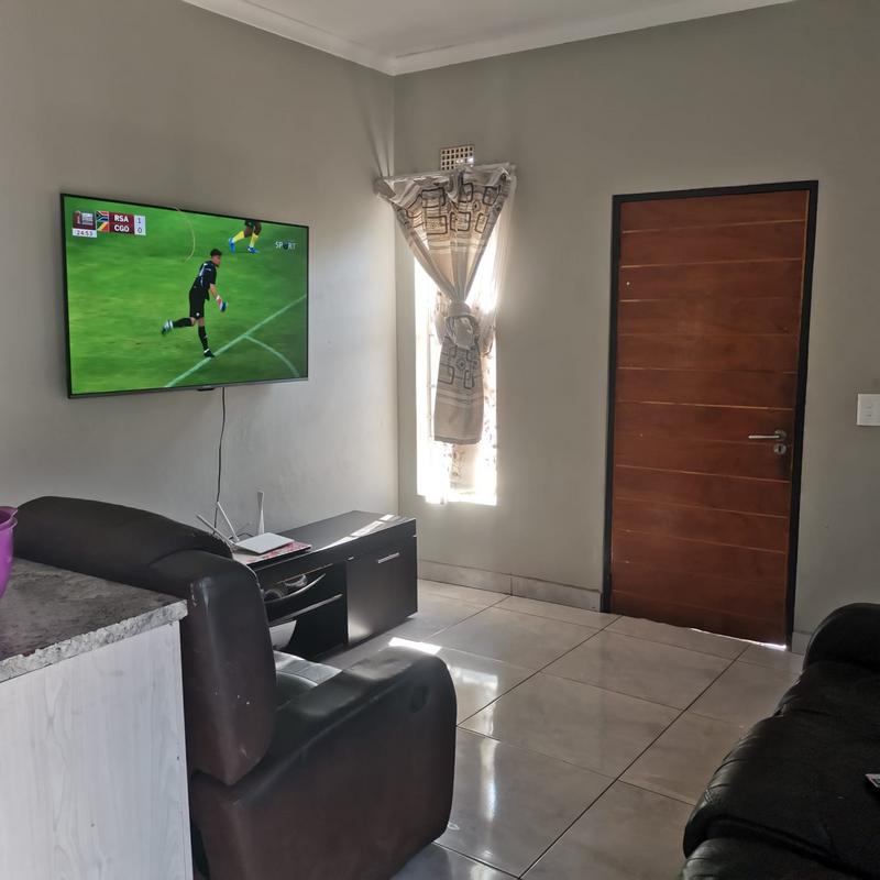 3 Bedroom Property for Sale in Fleurhof Gauteng