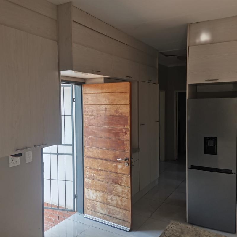 3 Bedroom Property for Sale in Fleurhof Gauteng