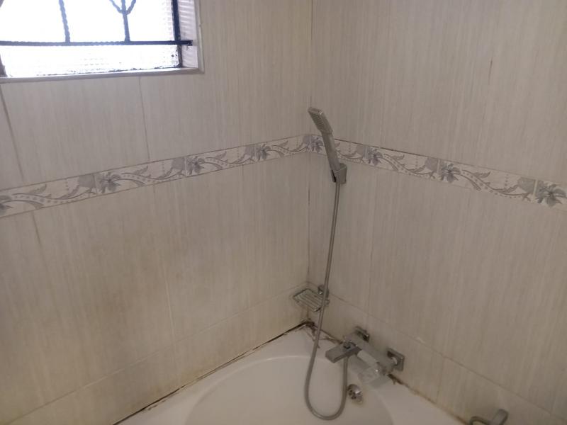 3 Bedroom Property for Sale in Chiawelo Gauteng