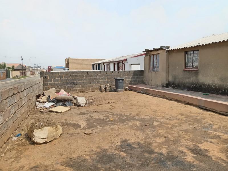 2 Bedroom Property for Sale in Meadowlands West Gauteng