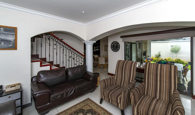 4 Bedroom Property for Sale in Bedfordview Gauteng