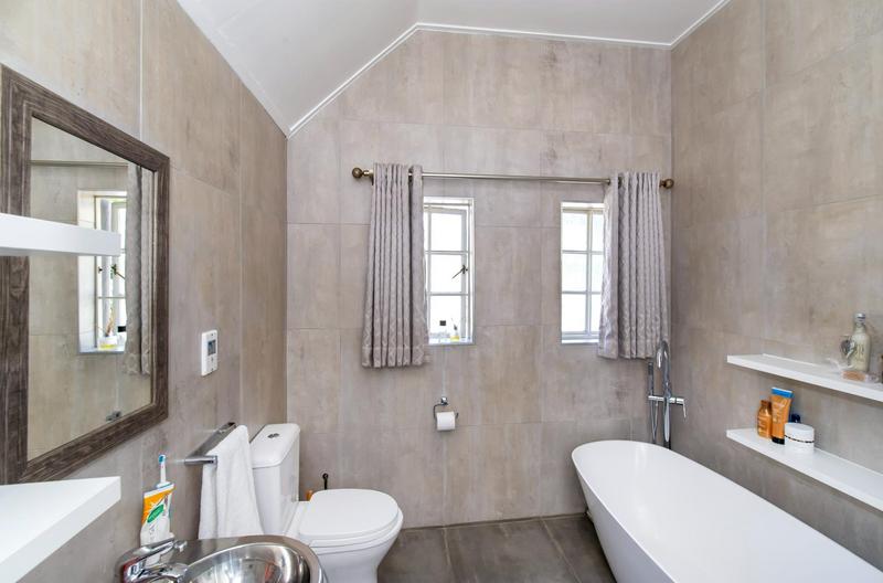 4 Bedroom Property for Sale in Bedfordview Gauteng