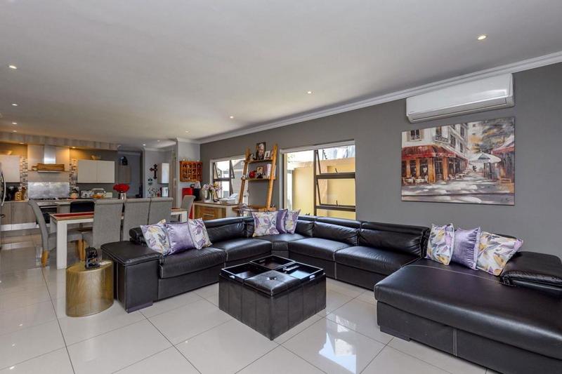 4 Bedroom Property for Sale in Parkhaven Gauteng