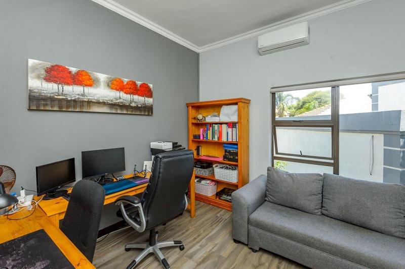 4 Bedroom Property for Sale in Parkhaven Gauteng