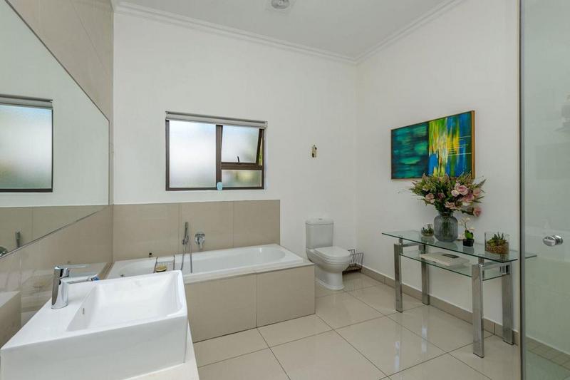 4 Bedroom Property for Sale in Parkhaven Gauteng