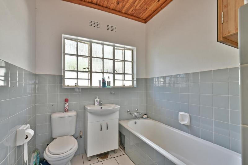 3 Bedroom Property for Sale in Discovery Gauteng