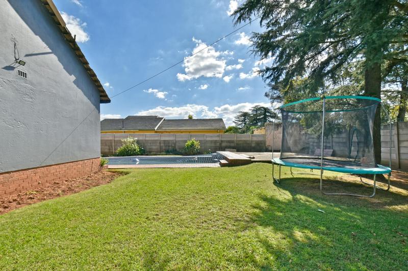 3 Bedroom Property for Sale in Discovery Gauteng