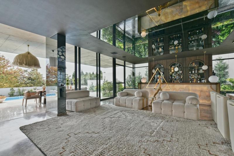 5 Bedroom Property for Sale in Bryanston Gauteng