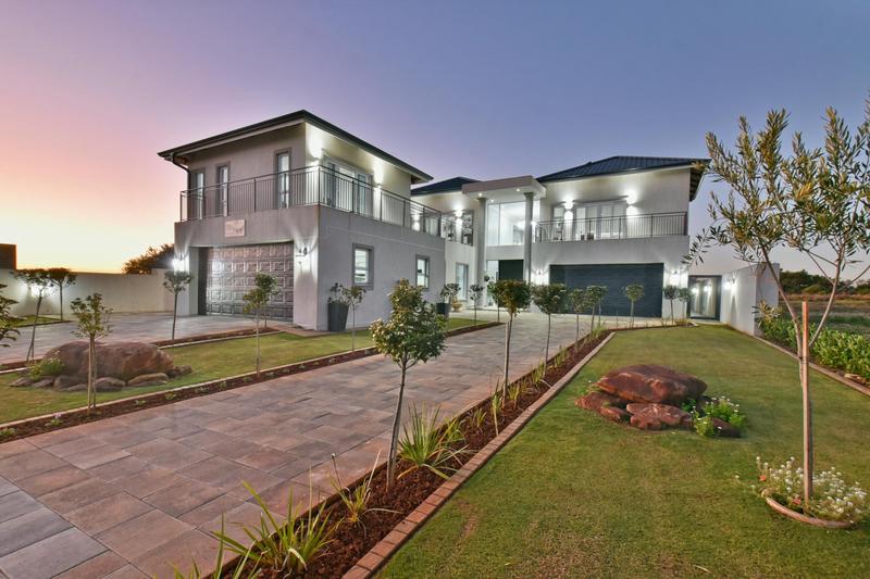 5 Bedroom Property for Sale in Eye of Africa Gauteng