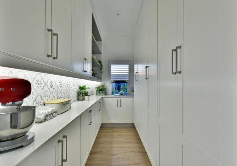 5 Bedroom Property for Sale in Eye of Africa Gauteng