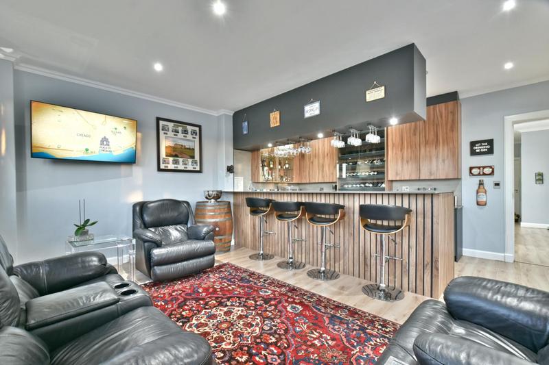5 Bedroom Property for Sale in Eye of Africa Gauteng
