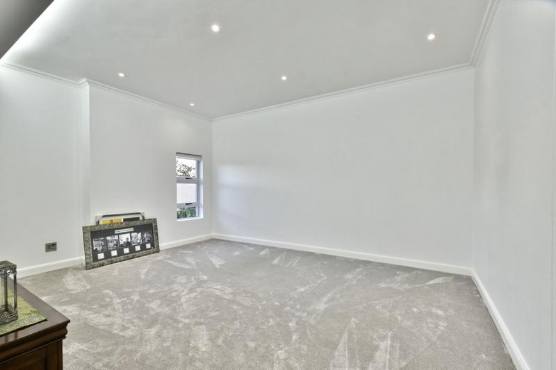 5 Bedroom Property for Sale in Eye of Africa Gauteng