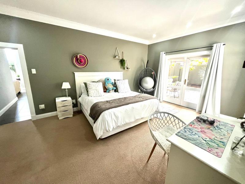 4 Bedroom Property for Sale in Midfield Estate Gauteng