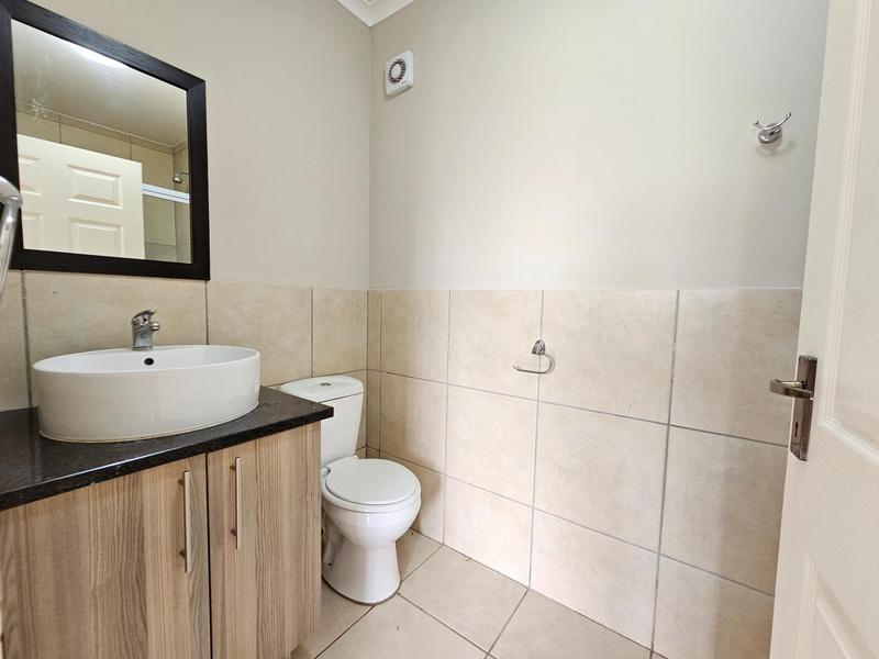To Let 3 Bedroom Property for Rent in Ruimsig Gauteng