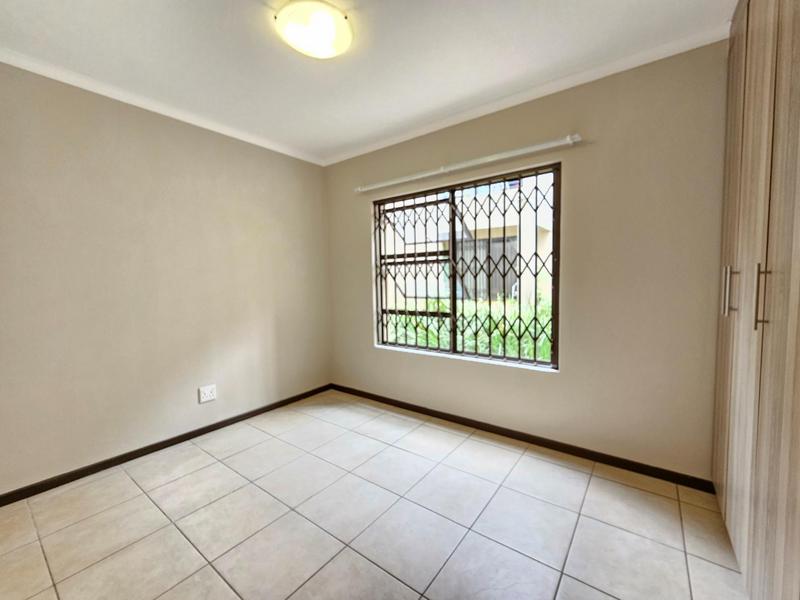 To Let 3 Bedroom Property for Rent in Ruimsig Gauteng