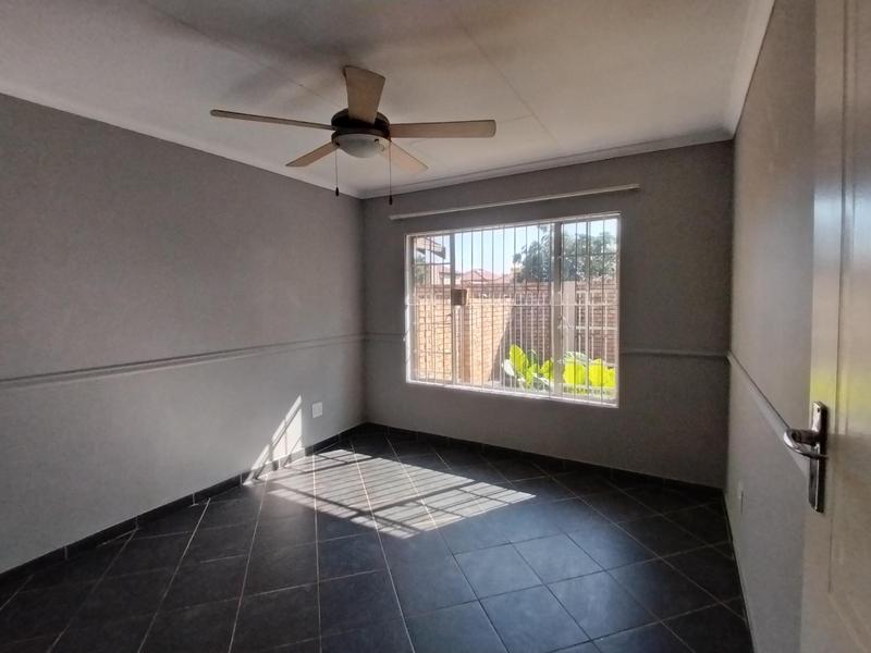 2 Bedroom Property for Sale in Montana Park Gauteng