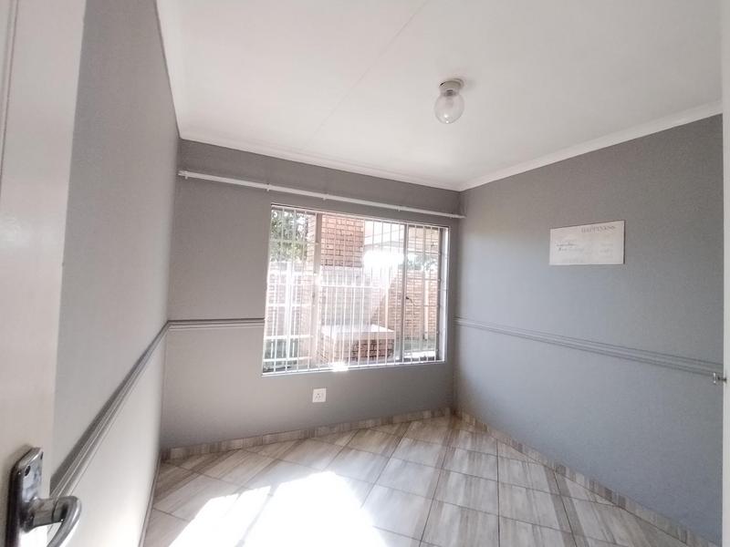 2 Bedroom Property for Sale in Montana Park Gauteng