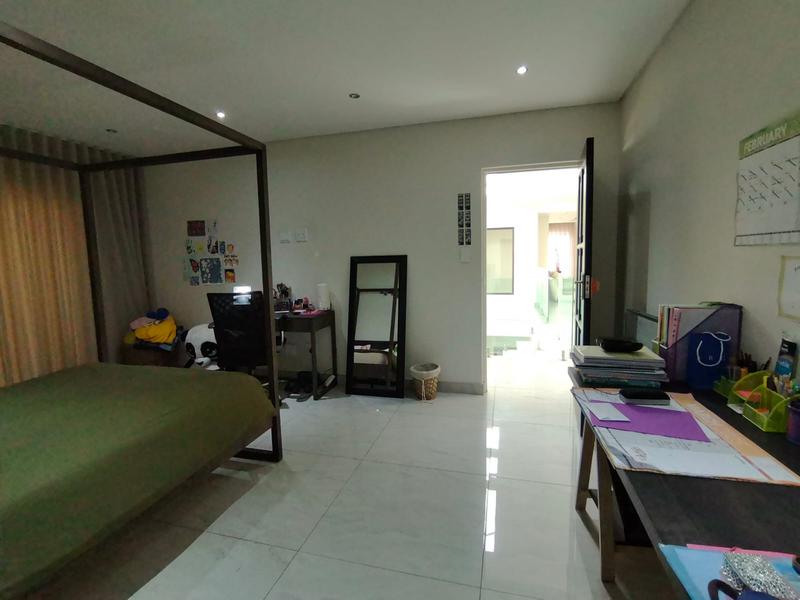 To Let 5 Bedroom Property for Rent in Bedfordview Gauteng