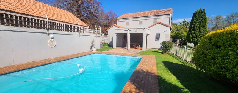 2 Bedroom Property for Sale in Bedfordview Gauteng
