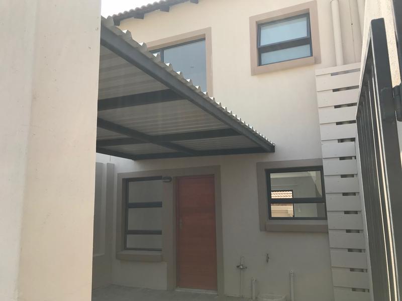 2 Bedroom Property for Sale in Heatherview Gauteng