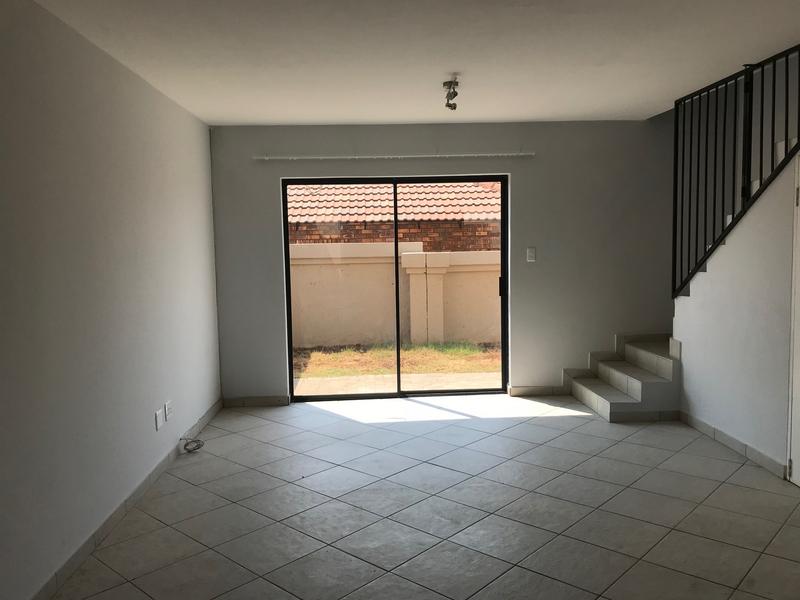 2 Bedroom Property for Sale in Heatherview Gauteng