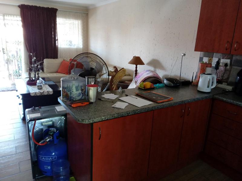 2 Bedroom Property for Sale in Greenstone Hill Gauteng