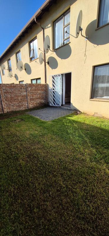 To Let 1 Bedroom Property for Rent in Parkrand Gauteng