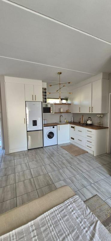 To Let 1 Bedroom Property for Rent in Parkrand Gauteng