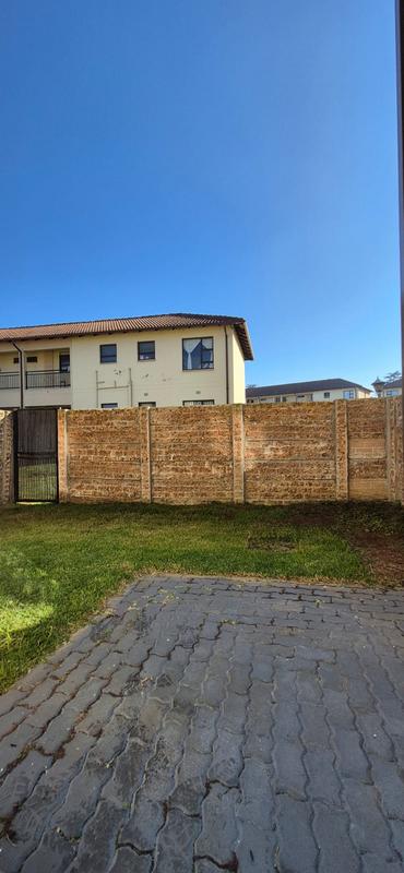 To Let 1 Bedroom Property for Rent in Parkrand Gauteng
