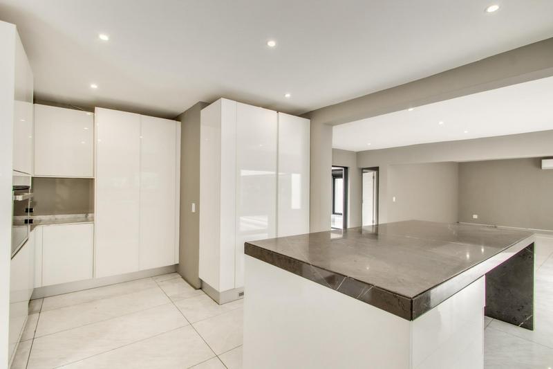 To Let 5 Bedroom Property for Rent in Dainfern Golf Estate Gauteng