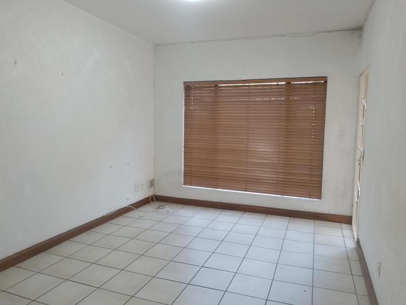 To Let 1 Bedroom Property for Rent in Westdene Gauteng