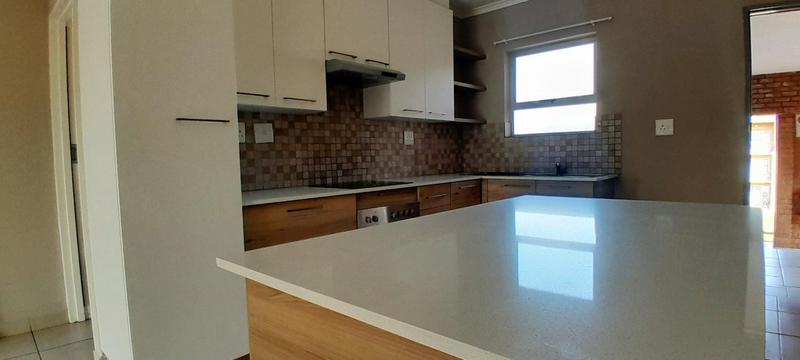 To Let 2 Bedroom Property for Rent in Montana Tuine Gauteng