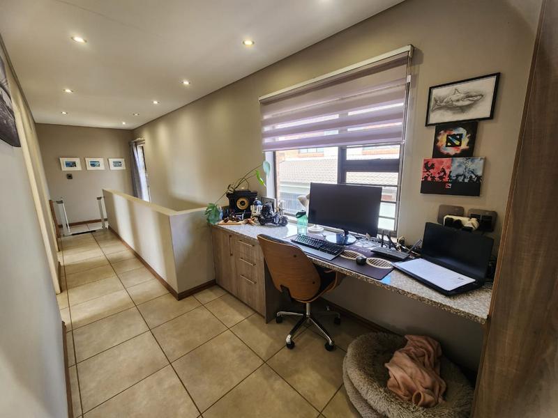 To Let 3 Bedroom Property for Rent in Honeydew Ridge Gauteng