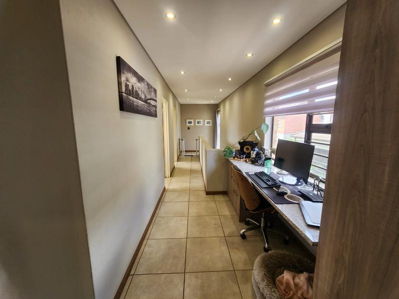 To Let 3 Bedroom Property for Rent in Honeydew Ridge Gauteng