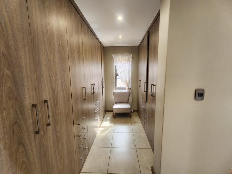 To Let 3 Bedroom Property for Rent in Honeydew Ridge Gauteng