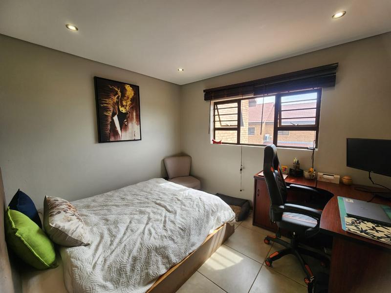 To Let 3 Bedroom Property for Rent in Honeydew Ridge Gauteng