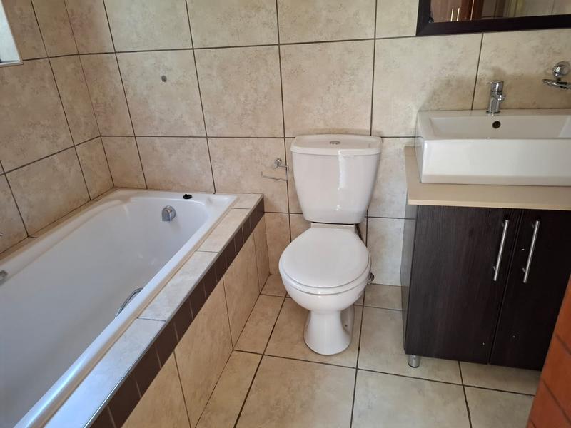 To Let 2 Bedroom Property for Rent in Pretorius Park Gauteng